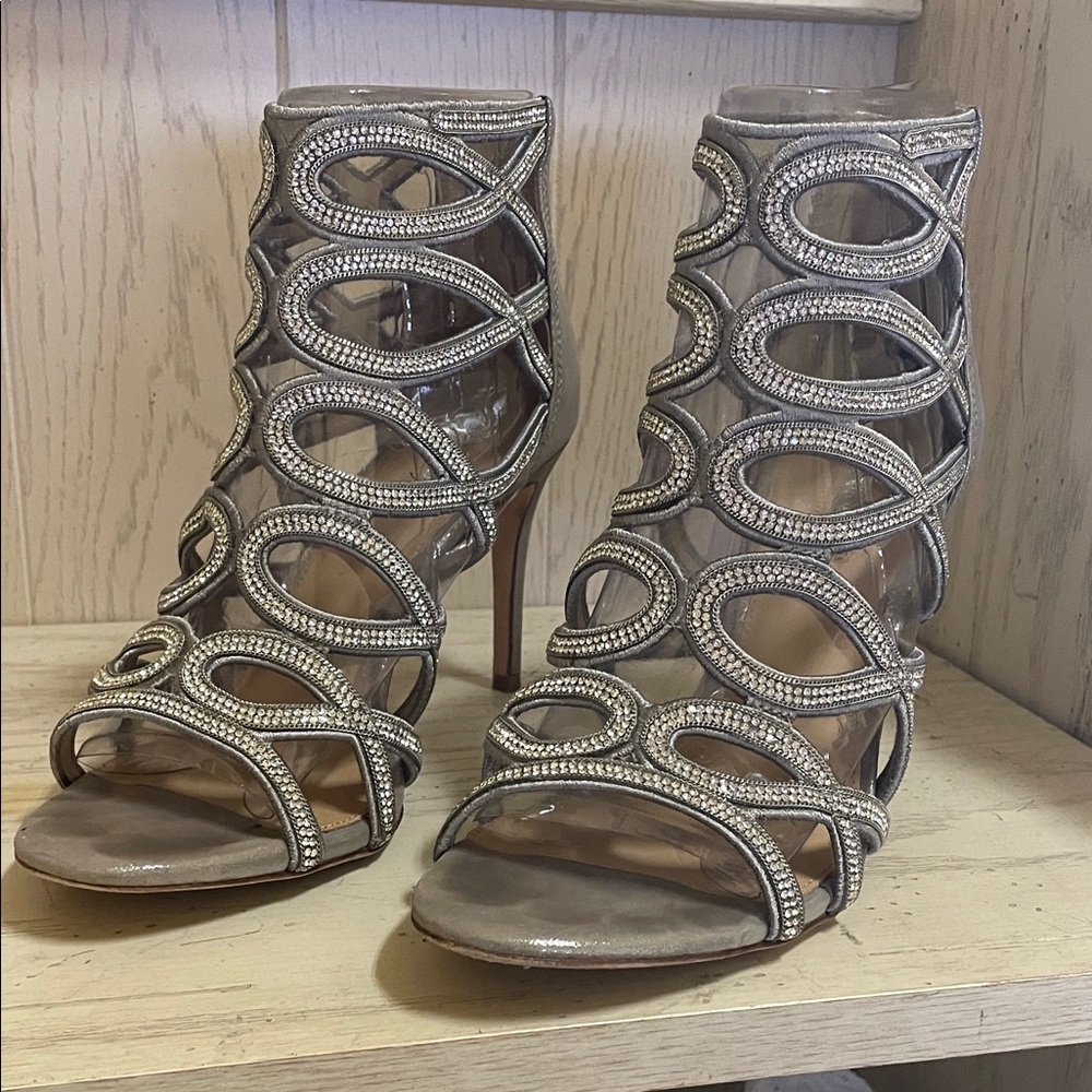 Antonio Melani Pagee Striking Silver Heels 9.5 - Stunning Luxury! Exclusive*